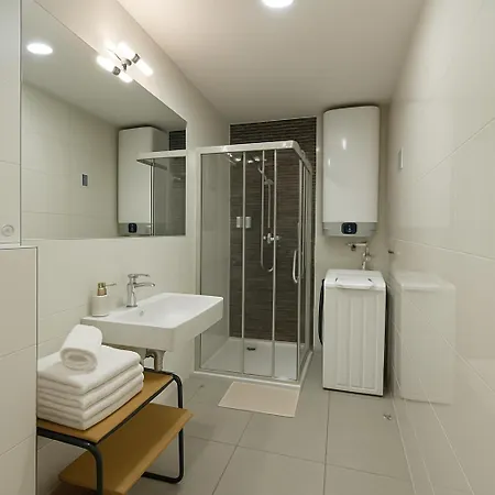 2br - 1 - Elevator - Self Check-in Appartement Prague