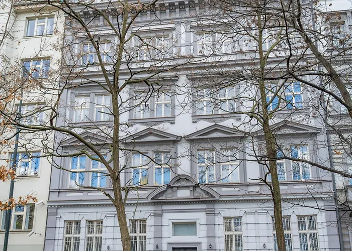 Apartmán 2br - 1 - Elevator - Self Check-in Praha